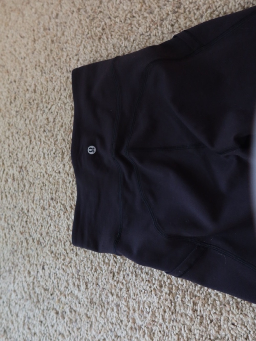 lululemon athletica Black High-Rise Leggings invigorate with pockets - Picture 3 of 4